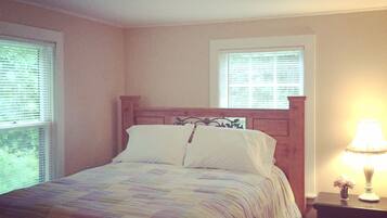 2 habitaciones, tabla de planchar con plancha, wifi y ropa de cama
