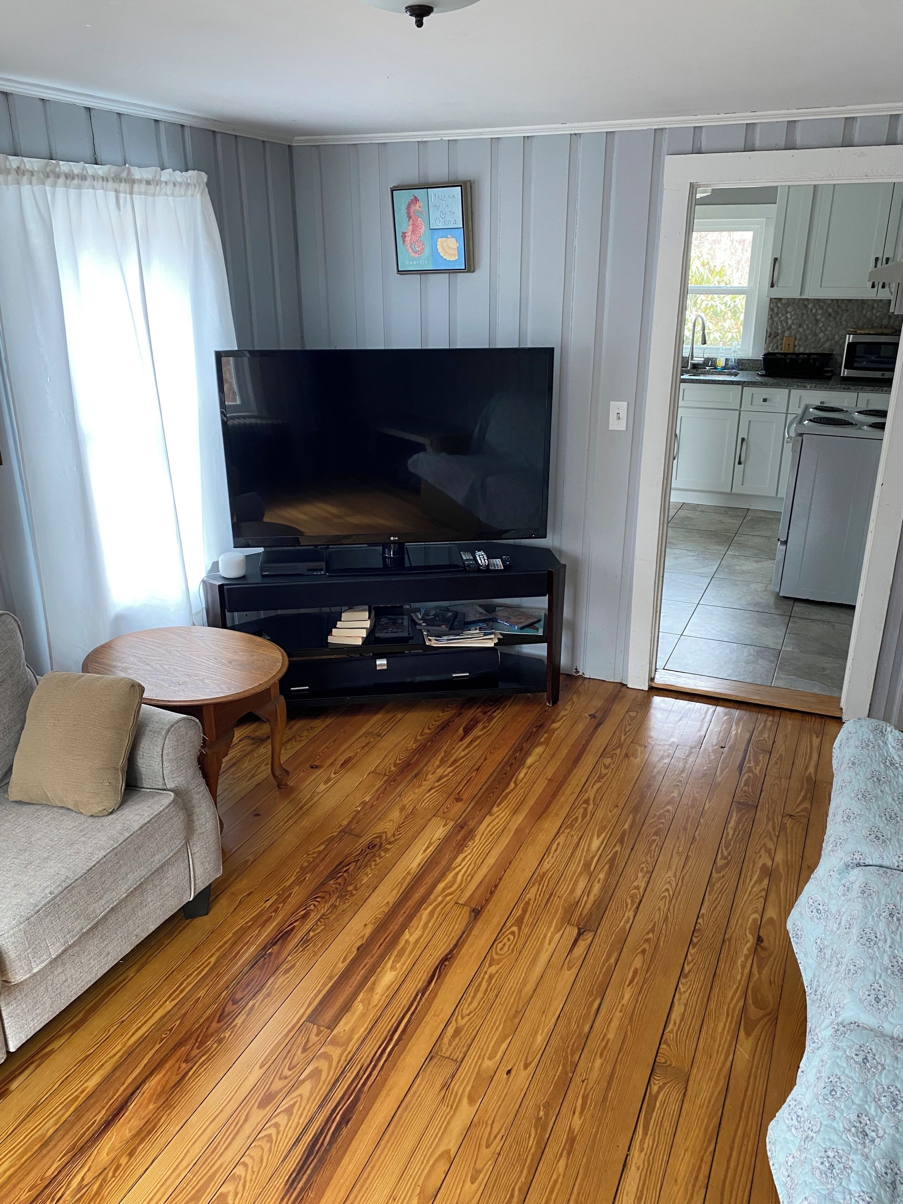1 Mile To Beach, 2br, 1 Ba, Sleeps 6 - Misquamicut, RI