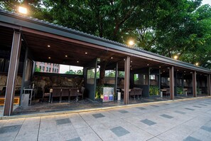 BBQ/picnic area - Classic Hotel Fantastic Places (Yuchi)