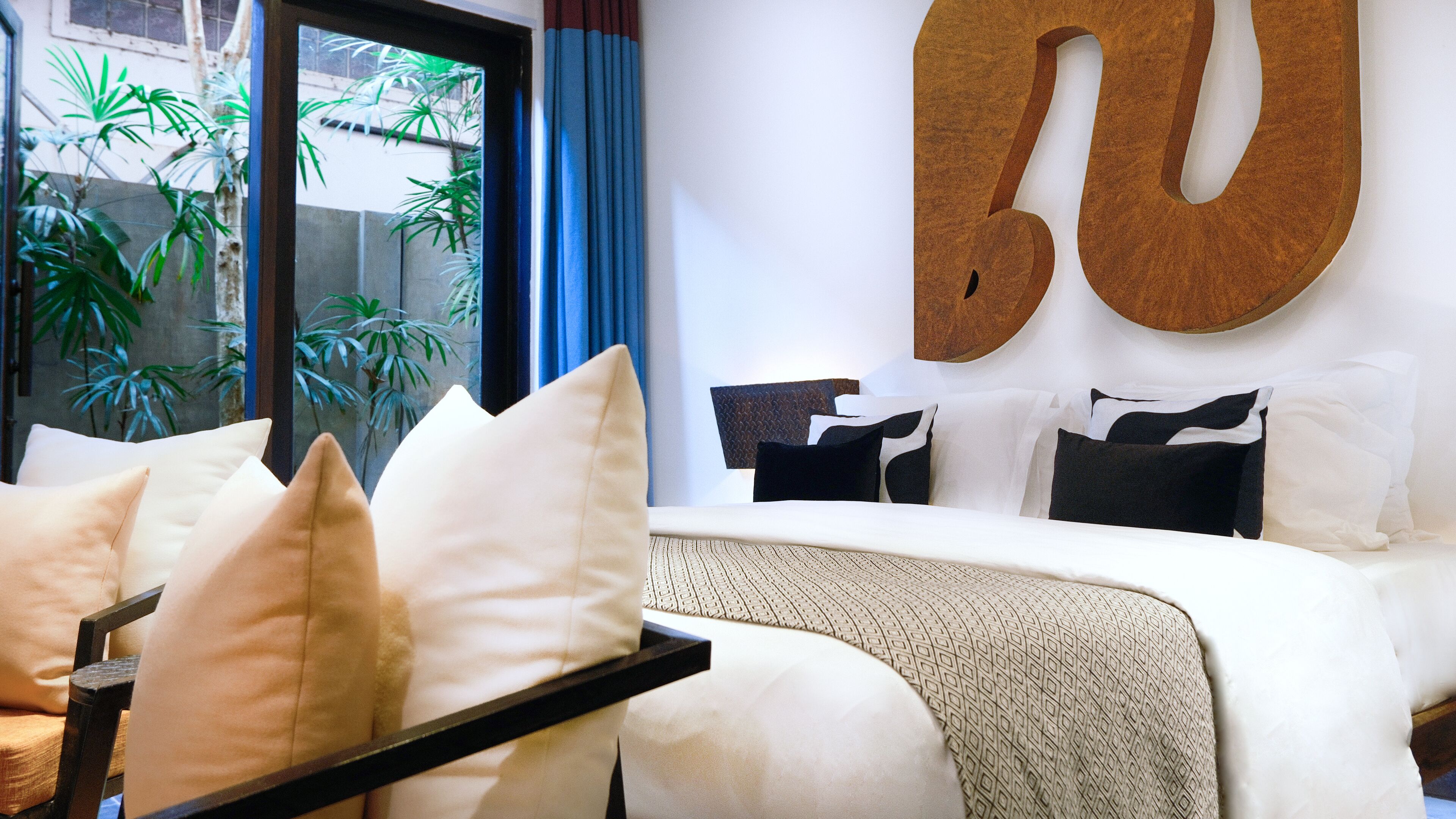 Deluxe Double Room, Garden View | Premium bedding, down duvets, memory-foam beds, minibar