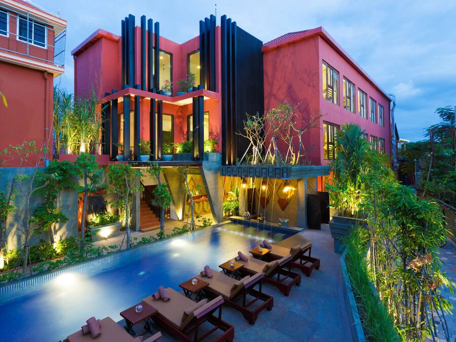 Front of property - evening/night