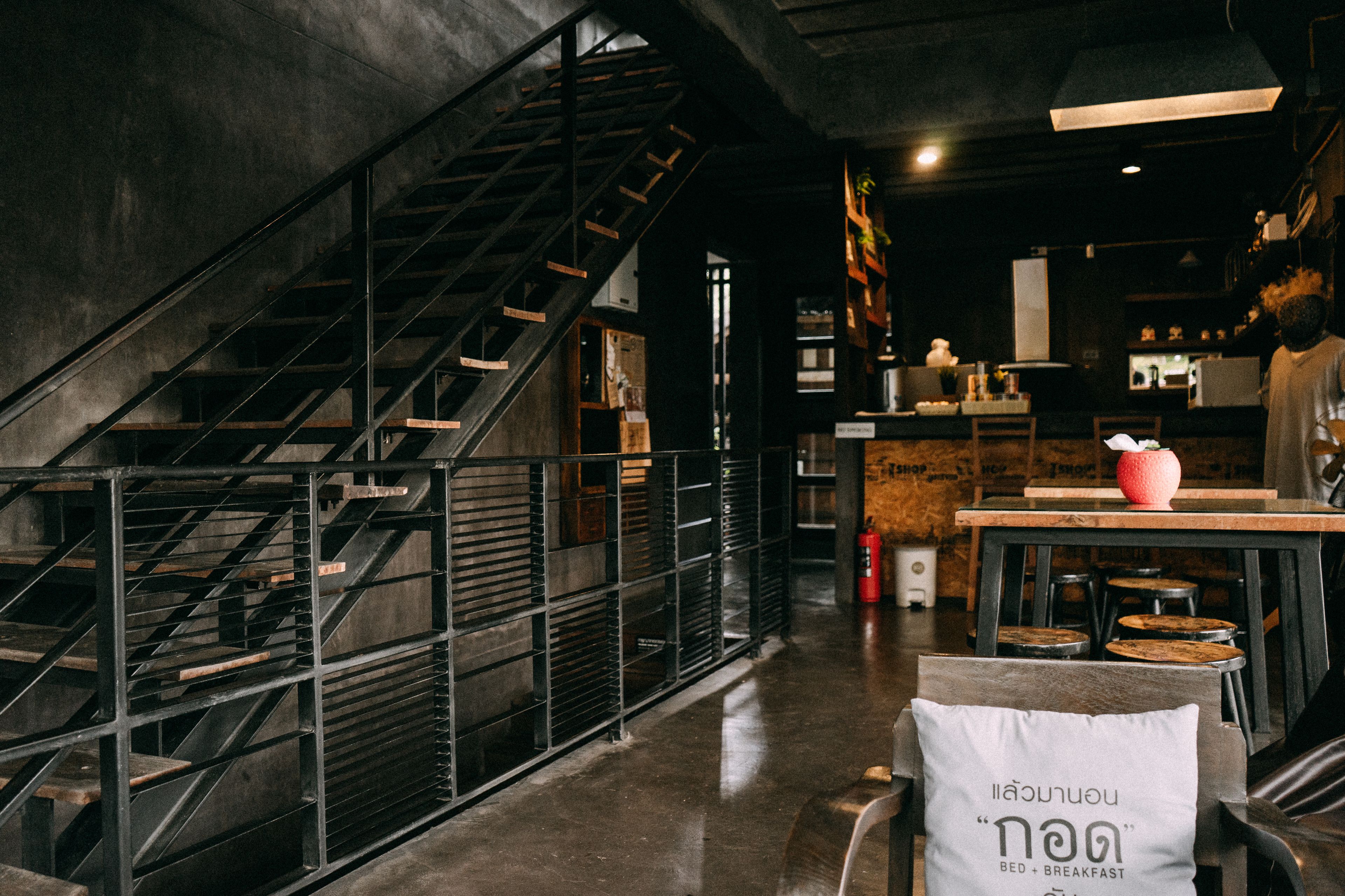 breakfast, lunch served; thai cuisine, garden views