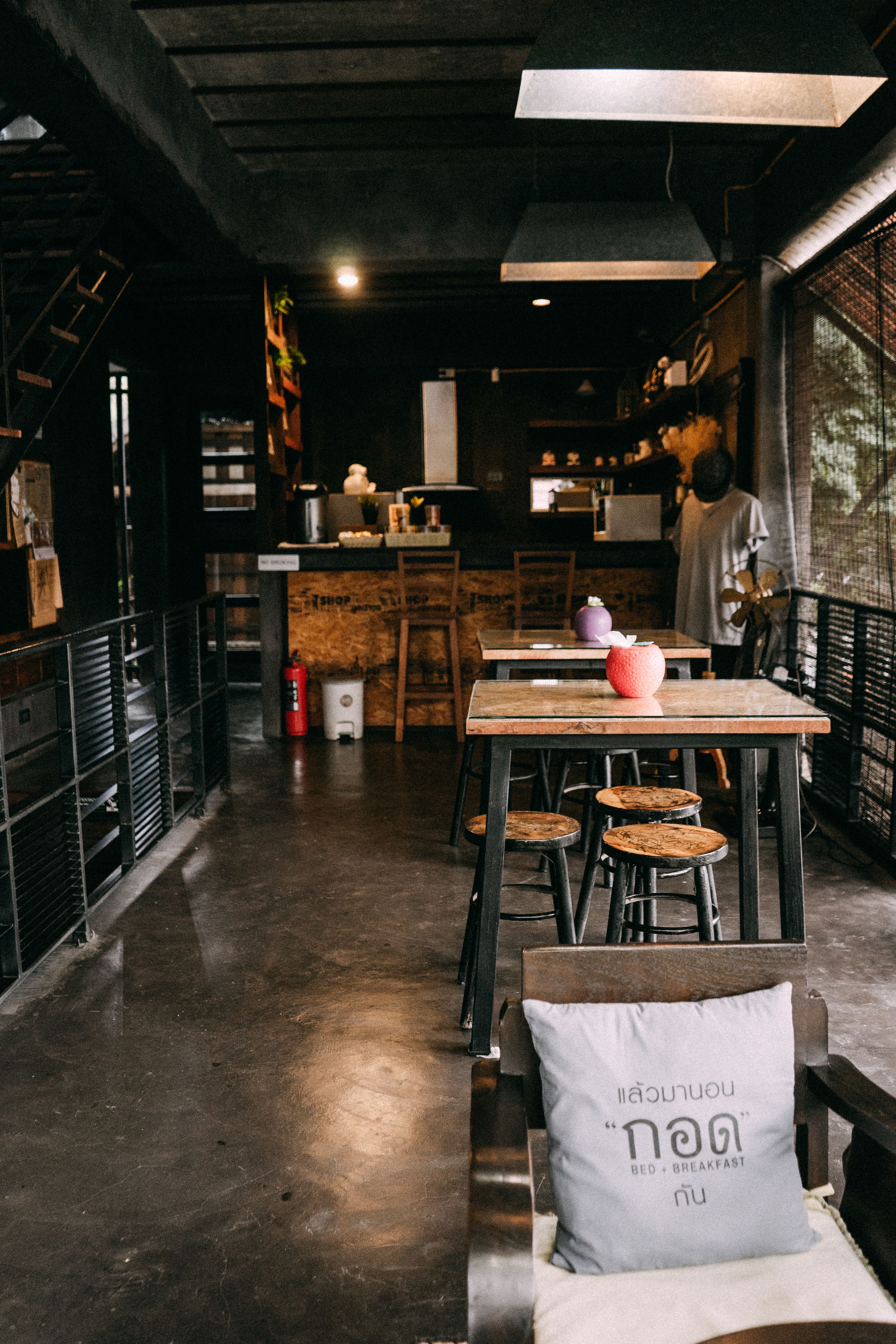 breakfast, lunch served; thai cuisine, garden views