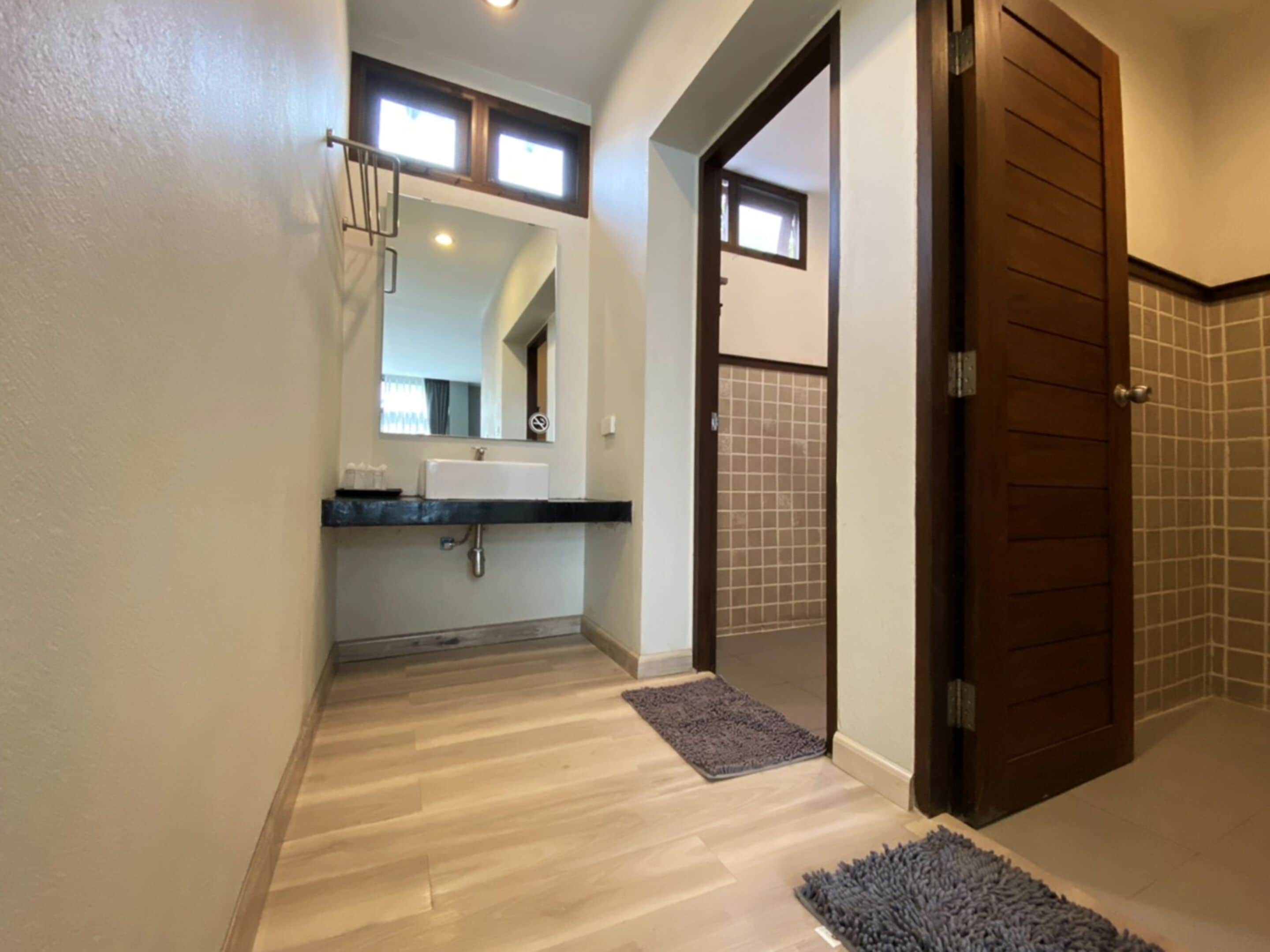 connecting room | bathroom | shower, free toiletries, hair dryer, towels