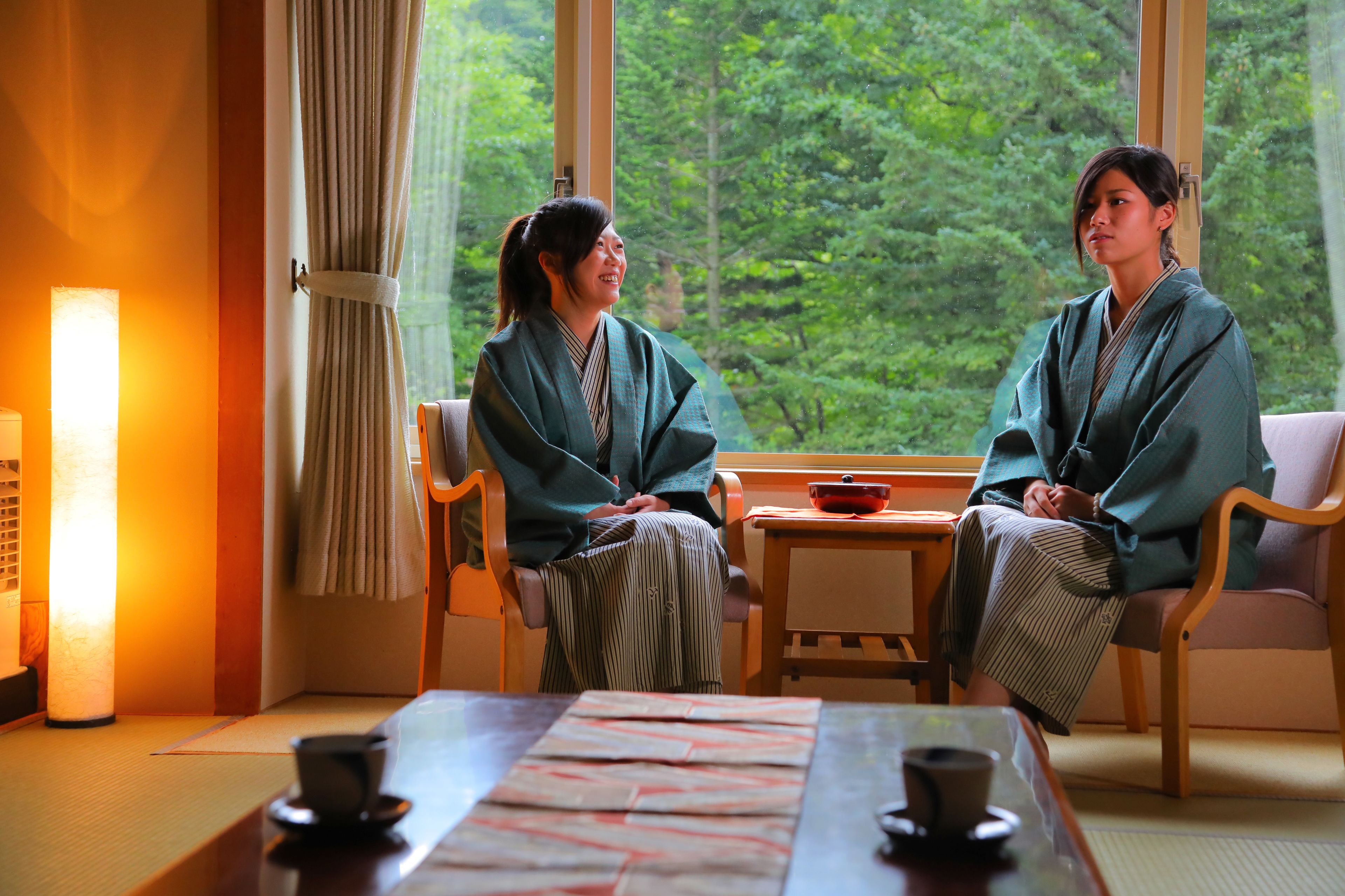 Coffres-forts dans les chambres, bureau, chambres insonorisées