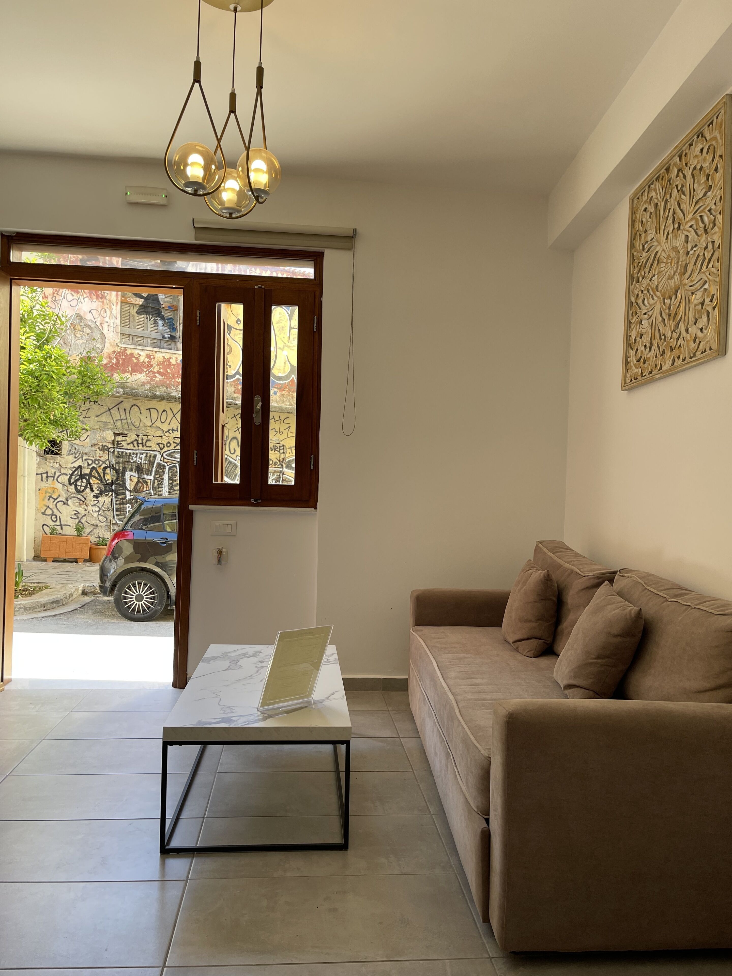 Photo - Deluxe Hotel