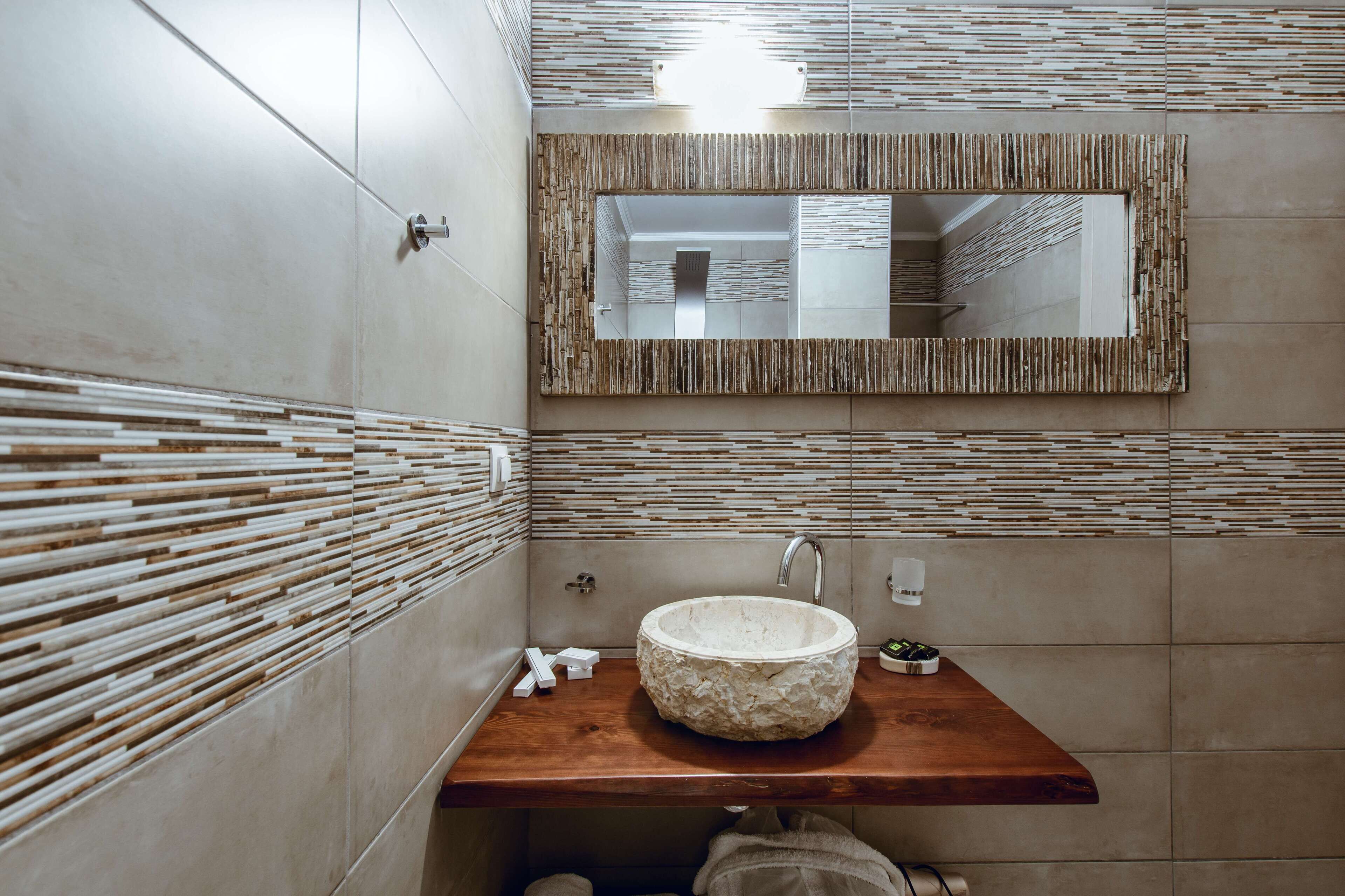 Photo - Deluxe Hotel