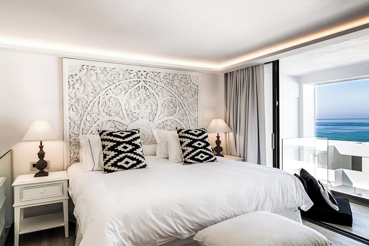 Premium bedding, minibar, in-room safe, individually decorated