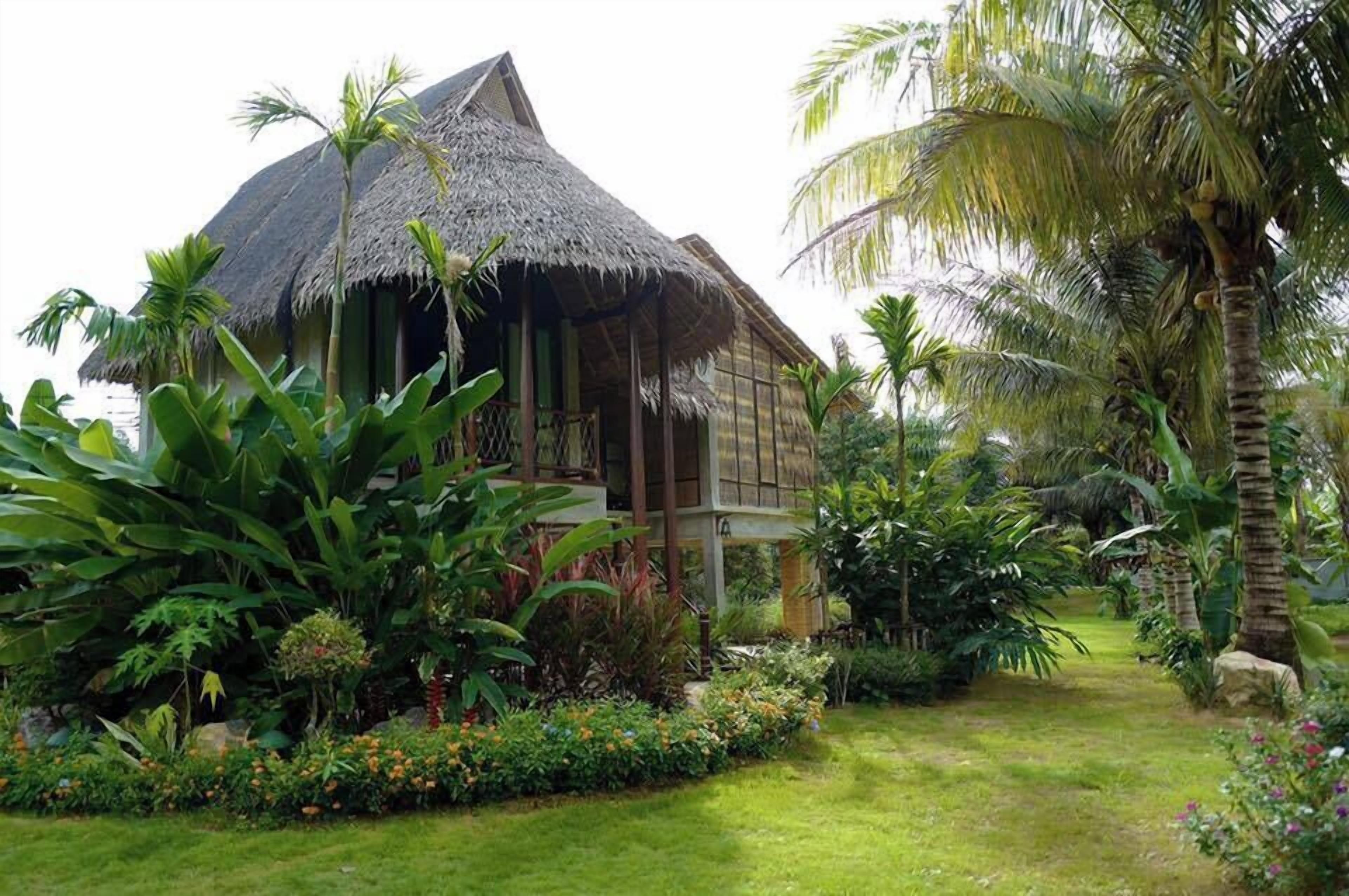 Desk, blackout drapes, rollaway beds