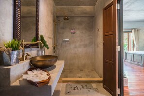 Bathroom sink - Orchard Pa La U (Kaeng Krachan)