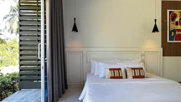 Deluxe Double Room, 1 Double Bed, Garden View | Free minibar, desk, free WiFi, bed sheets