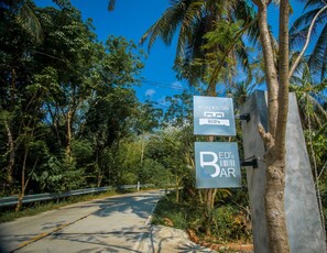Entrada de la propiedad