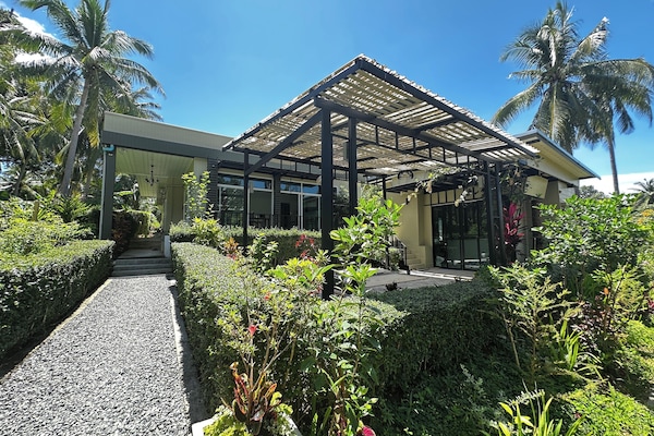 EntrĂ©e de lâhĂ©bergement