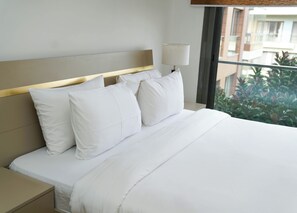 Ropa de cama de alta calidad, decoración individual, escritorio