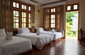 Perhehuone | Minibaari, työpöytä, ilmainen Wi-Fi