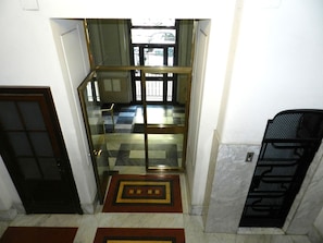 Interior - Re Di Roma House (Rome)