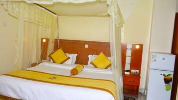 1 ห้องนอน, ตู้นิรภัยในห้องพัก, โต๊ะทำงาน, เตารีด/โต๊ะรีดผ้า