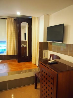 Room amenity - Binh Dung Hotel (Ho Chi Minh City)