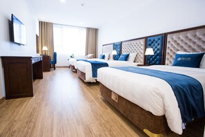Grand Deluxe Triple Room - Song Loc Luxury (Ha Long)