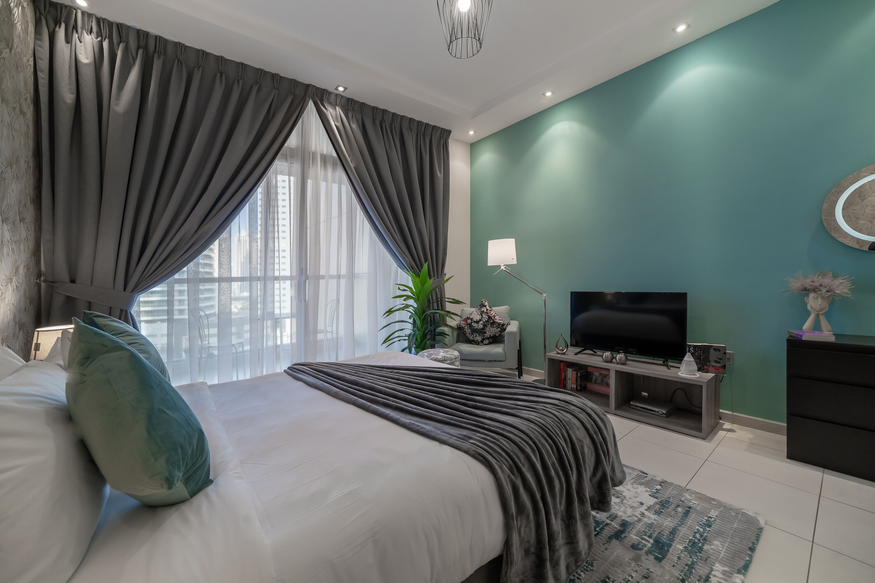 Superior Studio, 1 Queen Bed, City View | Individually furnished, desk, iron/ironing board, free WiFi
