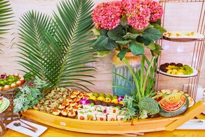 Daily buffet breakfast for a fee - Boss Hotel Nha Trang (Nha Trang)