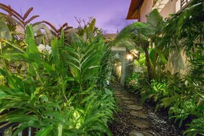 Property grounds - Jani's Place Cottage (Ubud)