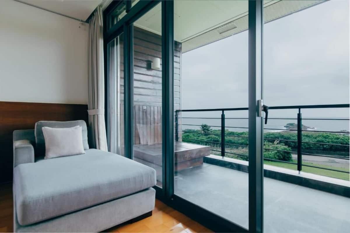 Superior Double Room, 1 Double or 2 Single Beds, Ocean View | Desk, blackout curtains, soundproofing, free WiFi