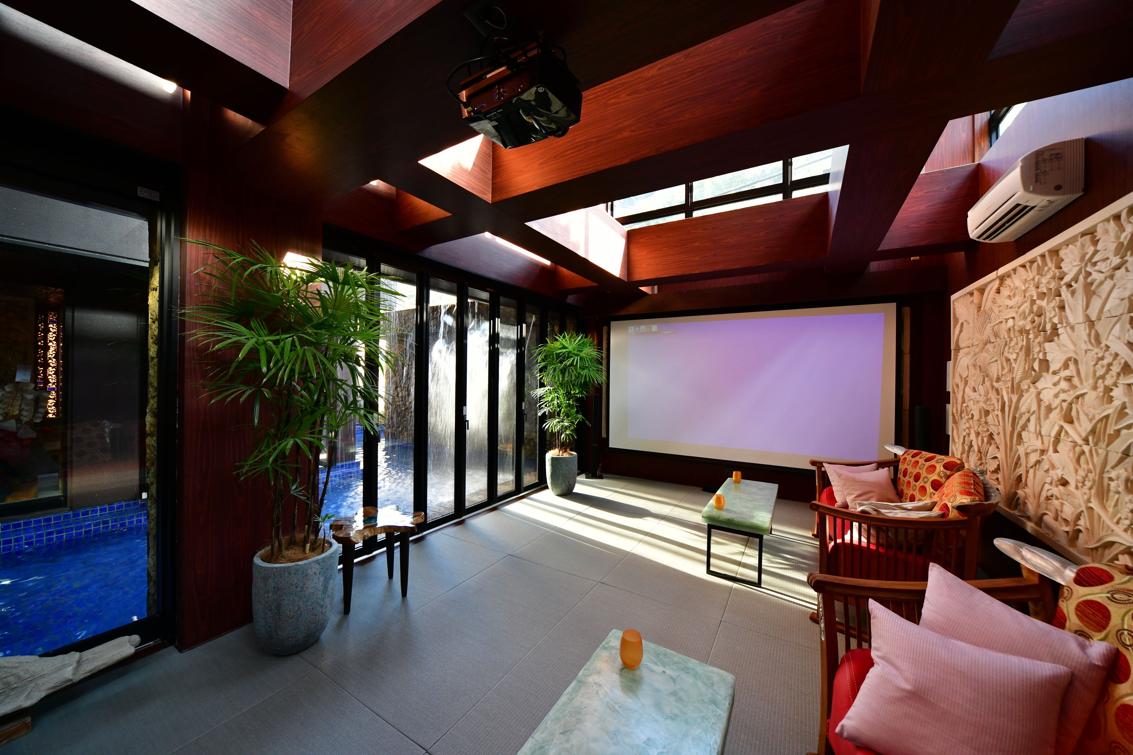 Foto - Balinese onsen ryokan Hakone Airu