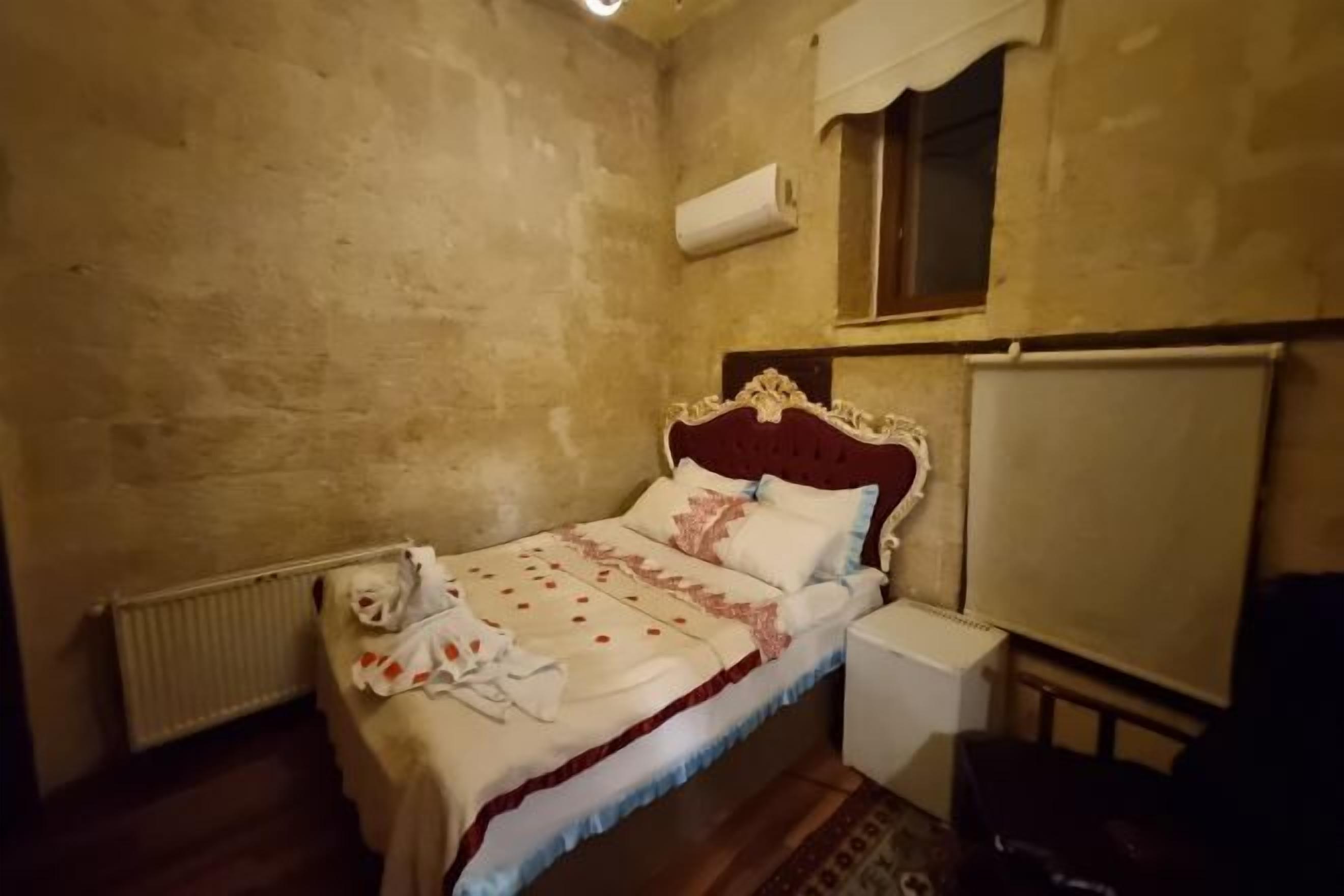 Individually decorated, individually furnished, desk, laptop workspace