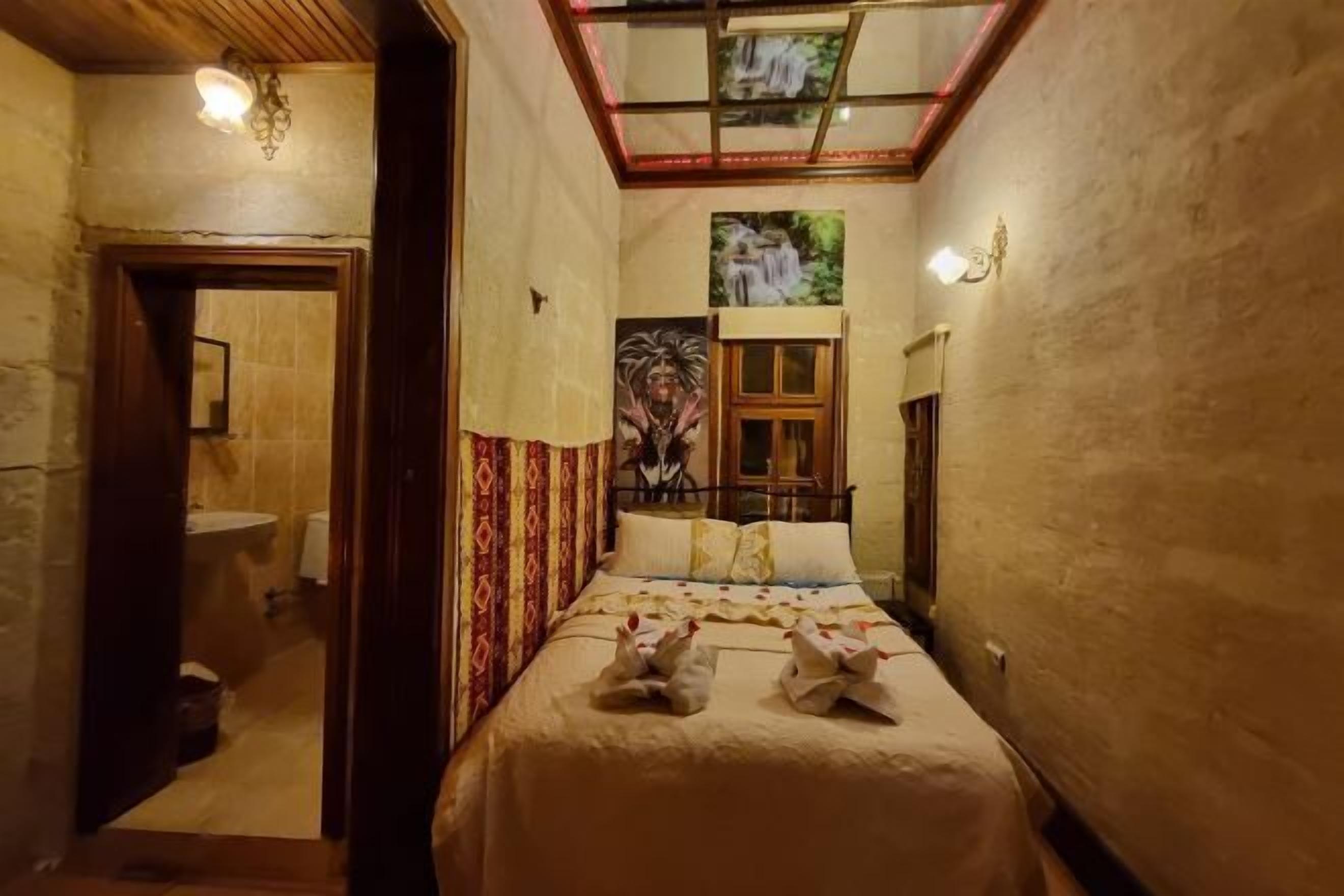 Individually decorated, individually furnished, desk, laptop workspace