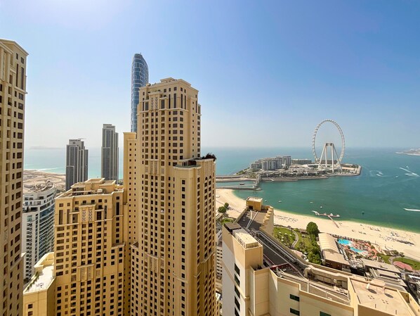 View from property - HiGuests - Shams 1 (Dubai)