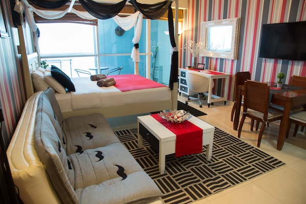 Studio | 1 chambre, décoration personnalisée, ameublement personnalisé, bureau