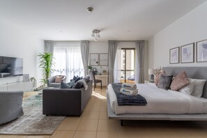 Luxury Studio | 1 bedroom, individually decorated, individually furnished - HiGuests - Murjan 2 (Dubai)