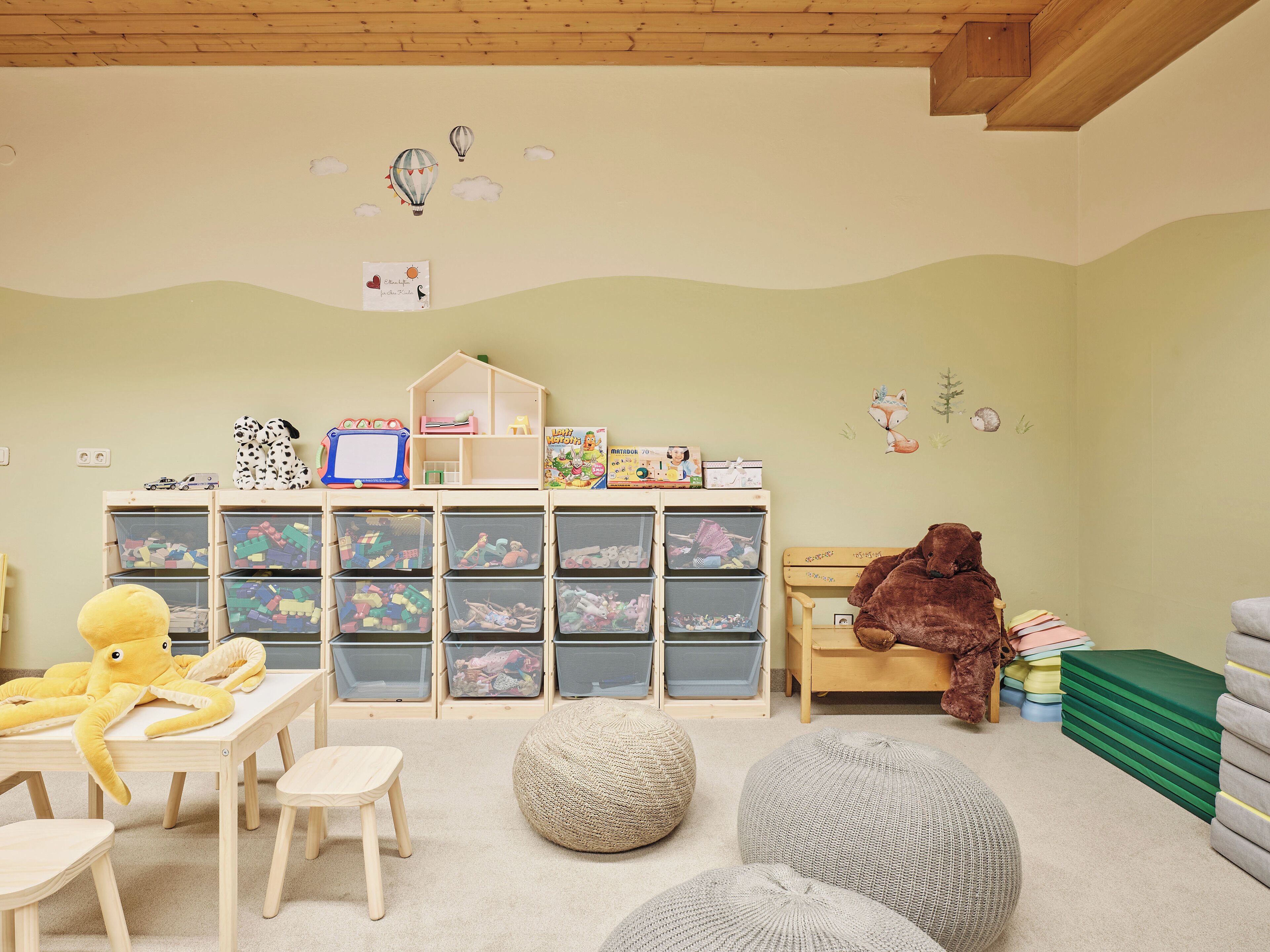 children’s play area – indoor