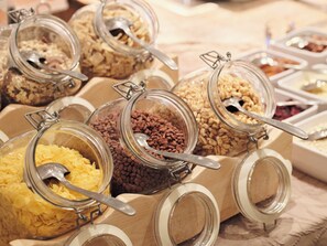 Gratis morgenmadsbuffet hver dag