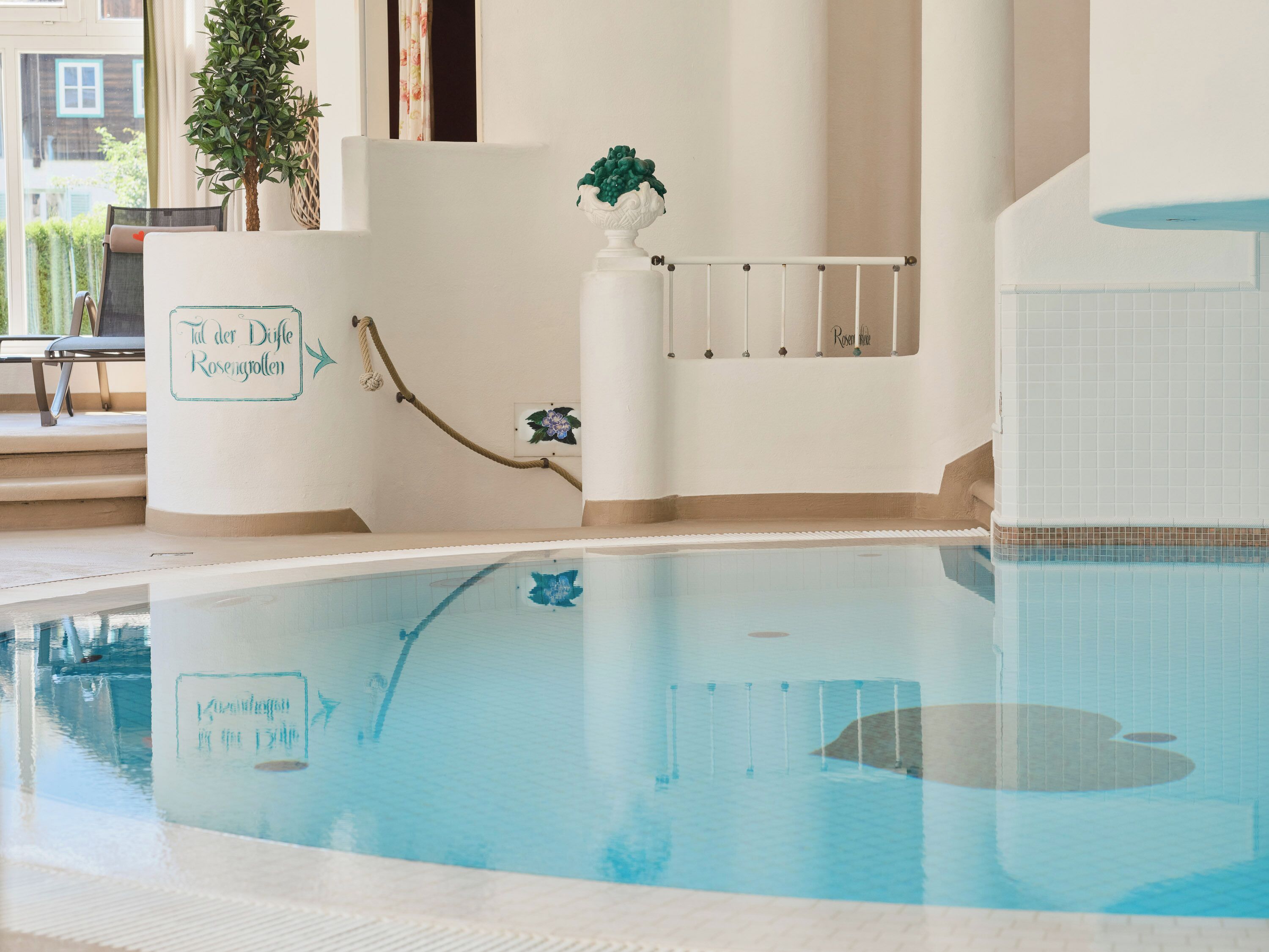 sauna, hot tub, steam room, body treatments, hot stone massages