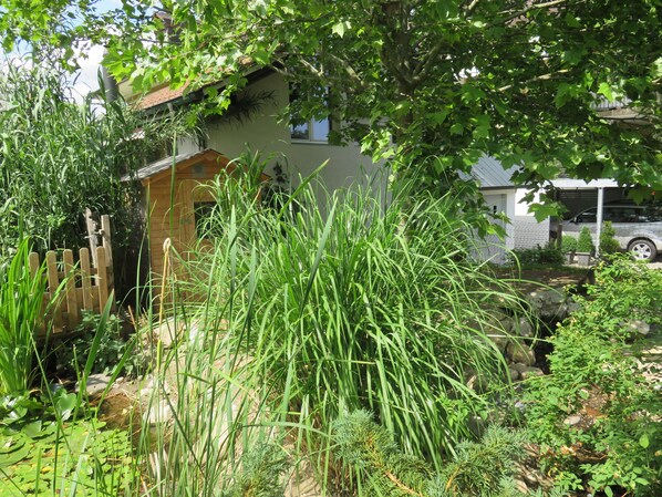 Property grounds - Bed & Breakfast Erlach (Erlach)