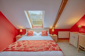 Familiesuite | Skrivebord, wi-fi (inkludert) og sengetøy