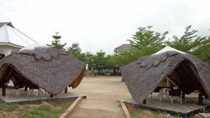 Unclassified image, 2 of 30, button - Morio Motel and Campsite (Morogoro)