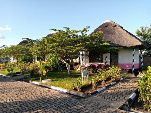 Morio Motel and Campsite