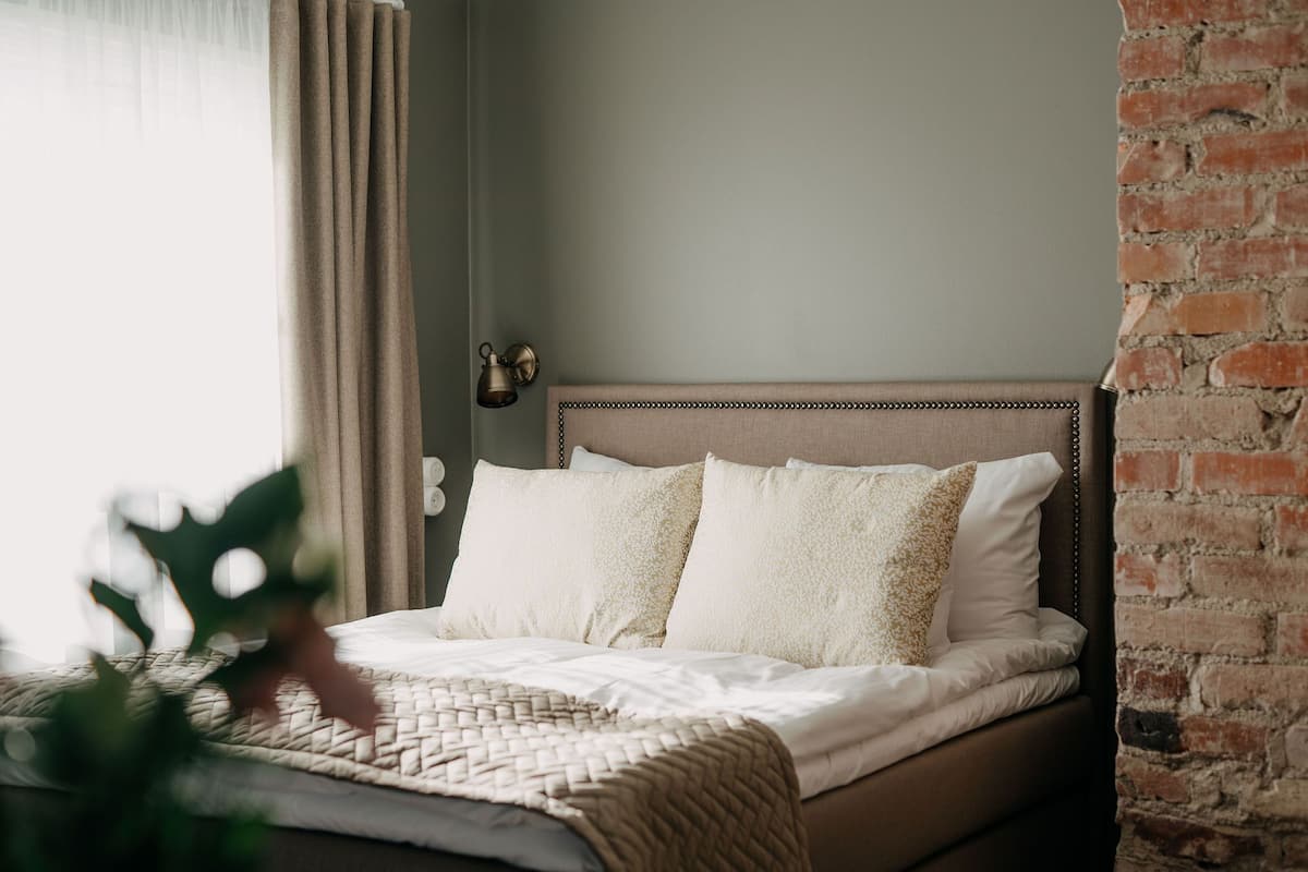 Exclusieve kamer, 1 queensize bed, sauna | Luxe beddengoed, een minibar met enkele gratis items