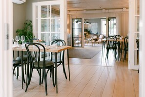 Breakfast, lunch, dinner served; Scandinavian cuisine, garden views  - Lillan Hotel & Kök (Tampere)
