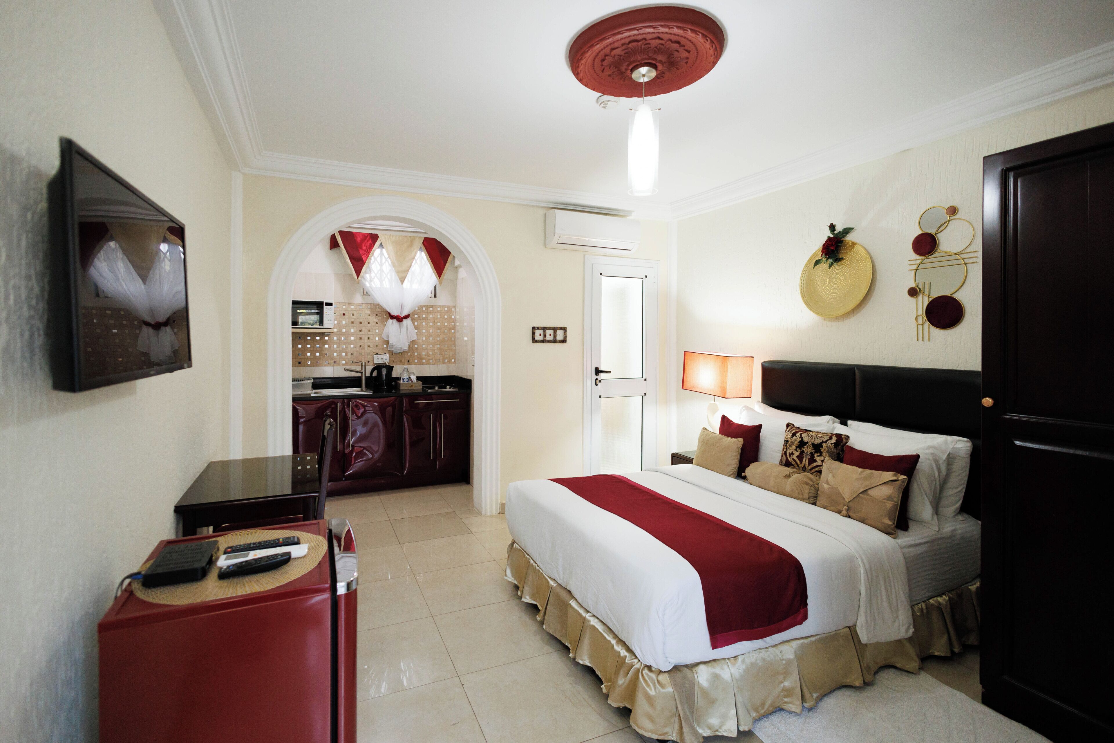 标准双人房, 简易厨房 | 高档床上用品、羽绒被、加厚床垫、迷你吧