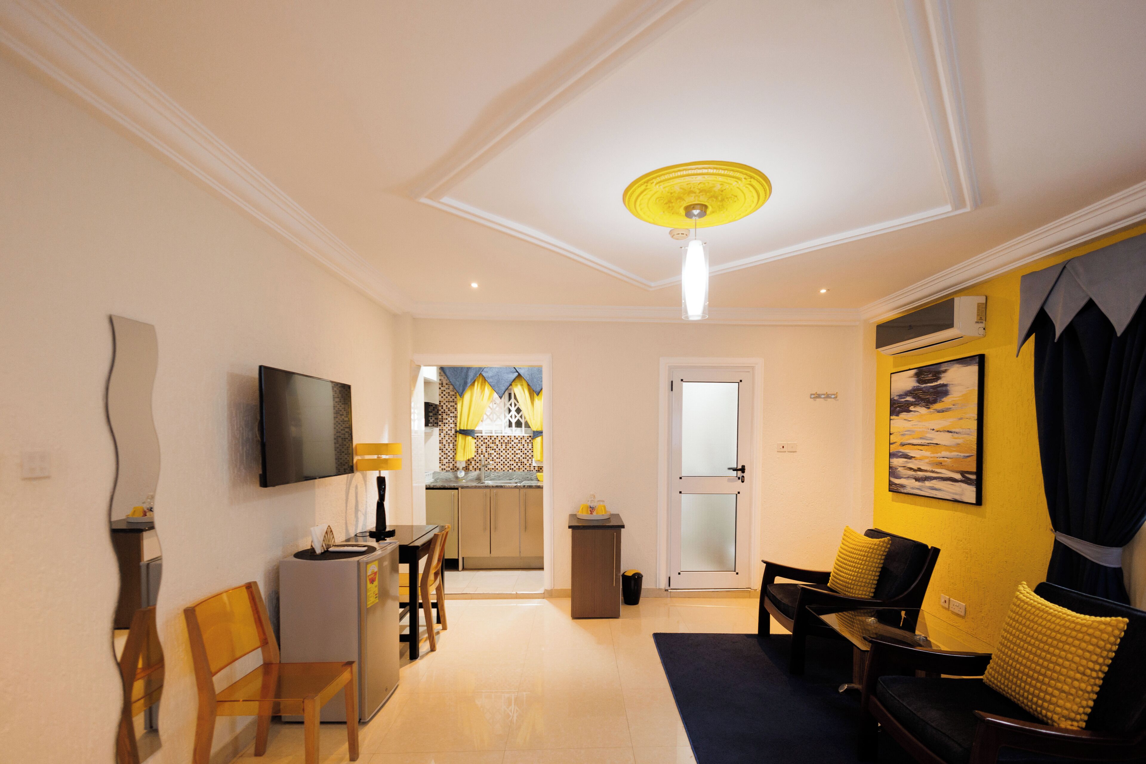 Deluxe Double Room, 1 Queen Bed, Kitchenette | Premium bedding, down duvets, pillow-top beds, minibar