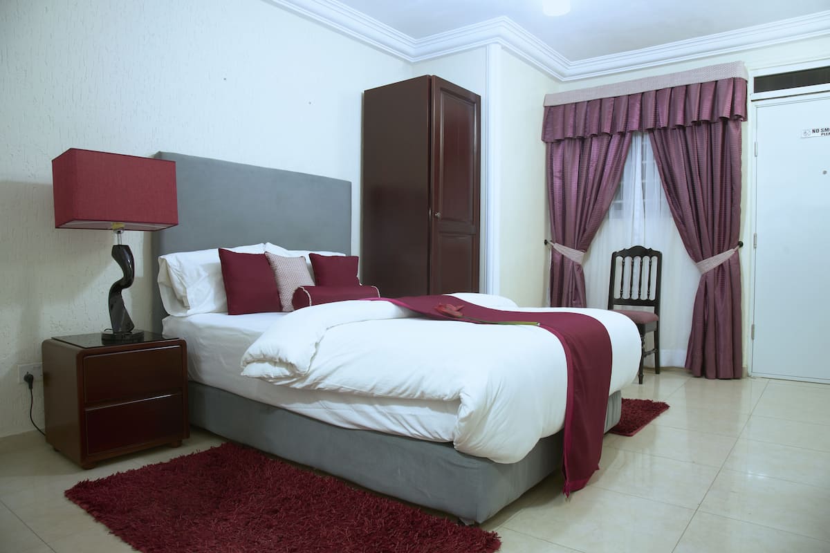 Chambre Double Standard, coin cuisine | Literie de qualité supérieure, couette en duvet d'oie, surmatelas