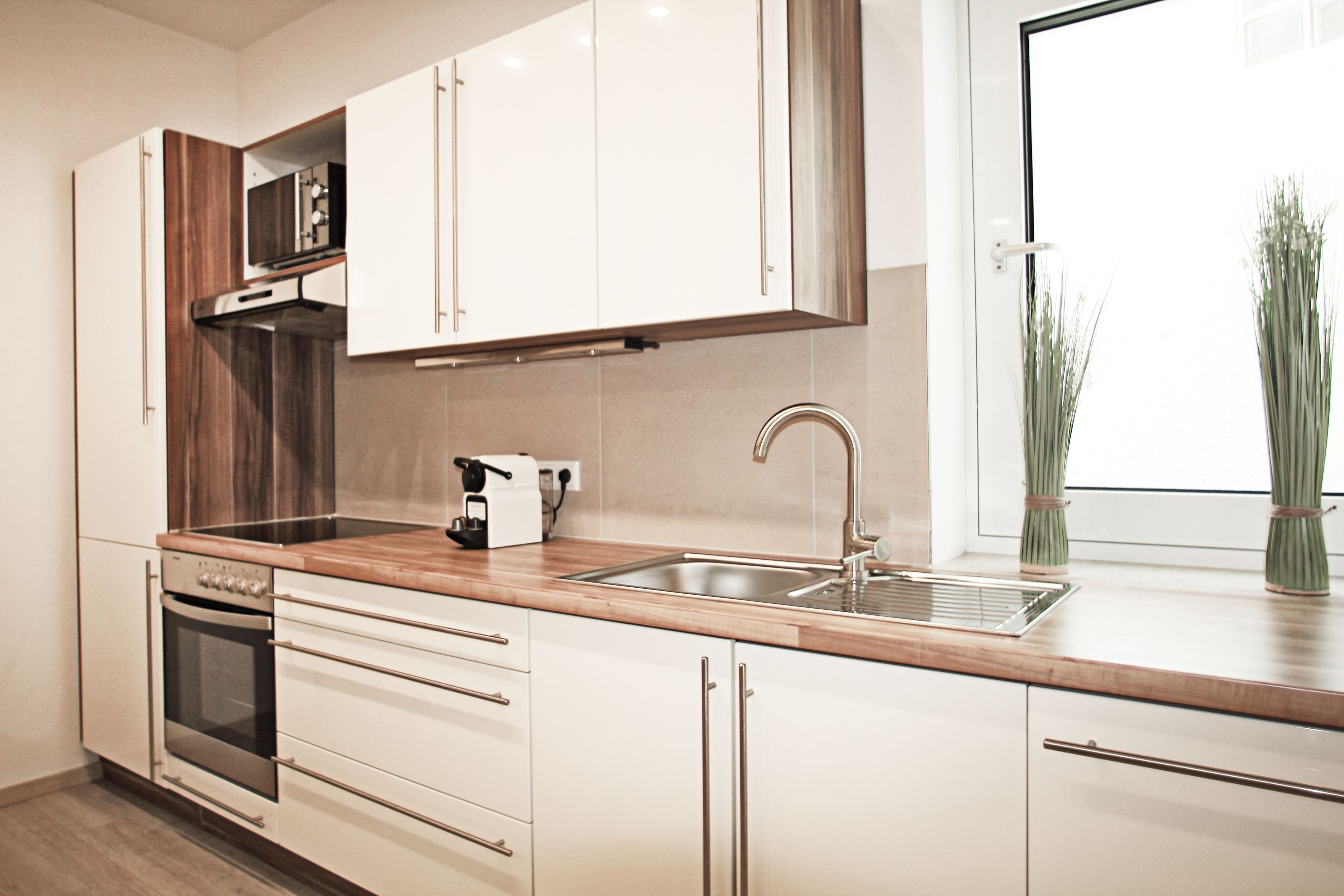 Apartment (101) | Private kitchen | Fridge, microwave, stovetop, espresso maker