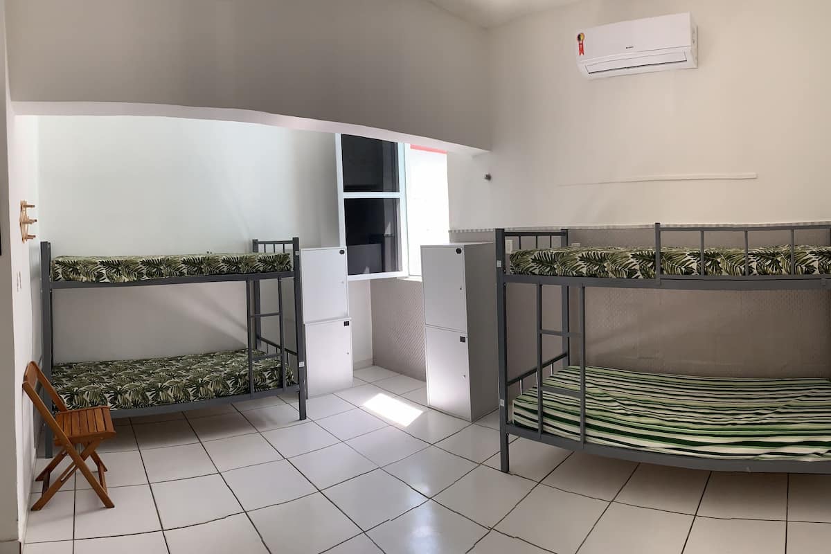 Dortoir Partagé, dortoir mixte (104) | 1 chambre, Wi-Fi gratuit, draps fournis