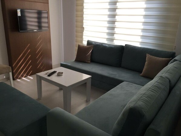 Comfort-Suite, 1 Schlafzimmer | Wohnzimmer | Flachbildfernseher