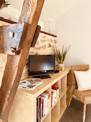 Superior Quadruple Room, Private Bathroom, Courtyard View (Entre ciel et terre)