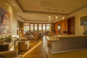 Smart TV - Maiyan Luxury Resort (Nanyuki)